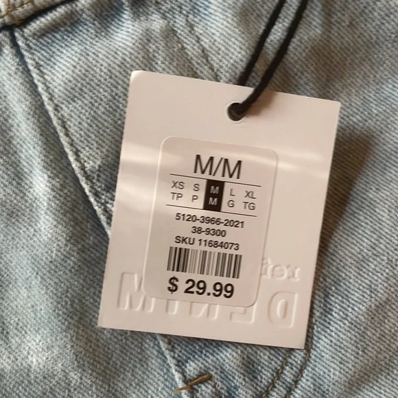 Denim overall shorts ~ never worn - Picture 2 of 3